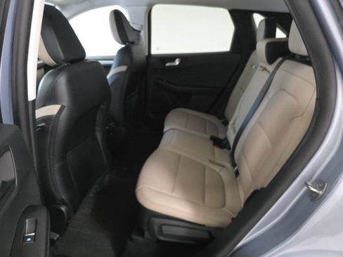 Used 2022 Ford Escape SEL AWD/4WD image 16