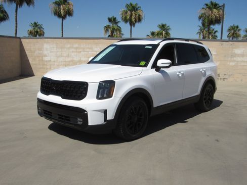Used 2025 Kia Telluride SX Prestige X-Pro AWD/4WD image 1