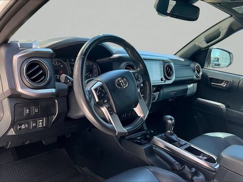 Certified 2023 Toyota Tacoma Limited AWD/4WD image 18