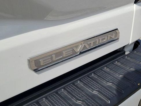 Used 2024 GMC Sierra 1500 Elevation AWD/4WD image 10