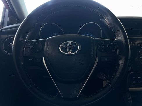 Used 2018 Toyota Corolla iM w/ All-Weather Mat Package image 25