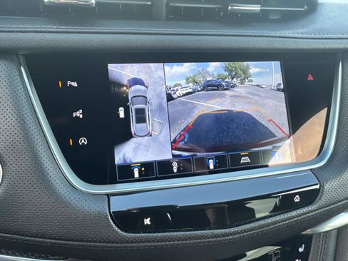 Used 2023 Cadillac XT5 Sportv w/ Technology Package image 24