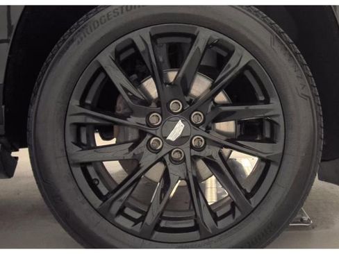 Used 2023 Cadillac Escalade Sport w/ LPO, ONYX Package image 5