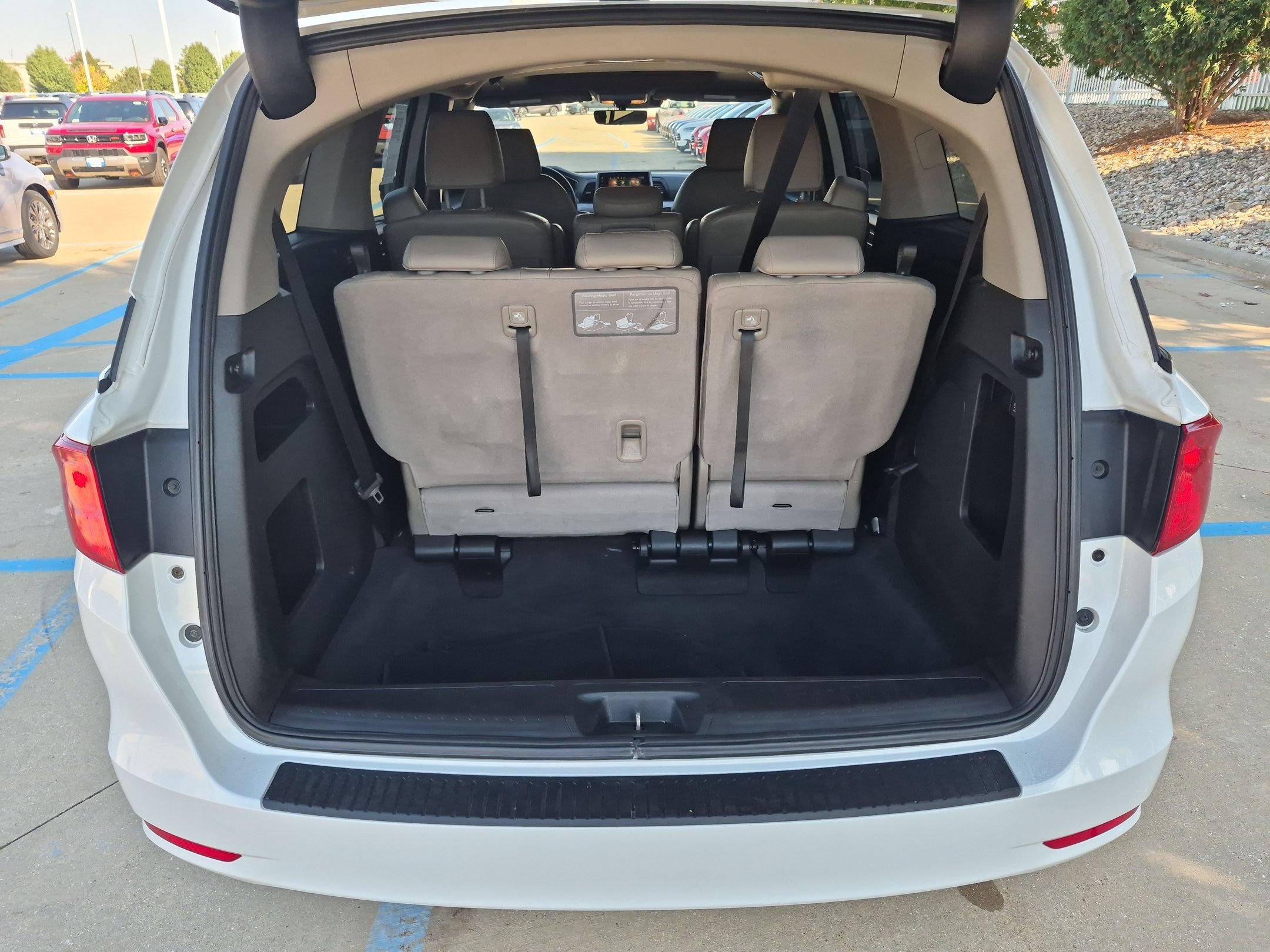 Used 2020 Honda Odyssey EX-L image 27