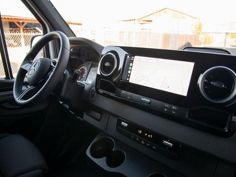 New 2026 Mercedes-Benz Sprinter 2500 image 16