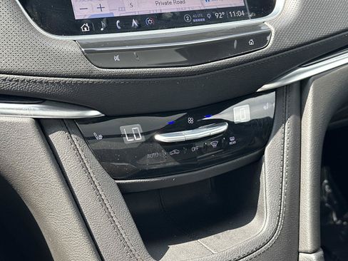 Certified 2024 Cadillac XT5 Premium Luxury AWD/4WD image 31