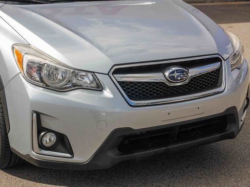 Used 2016 Subaru Crosstrek 2.0i Limited image 5