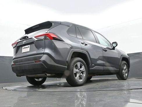 Used 2023 Toyota RAV4 LE AWD/4WD image 11