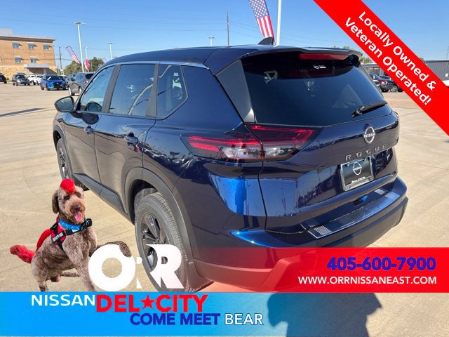 New 2027 Nissan Rogue SV FWD image 3