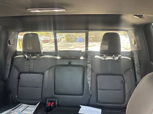 Used 2020 Chevrolet Silverado 1500 High Country w/ Technology Package image 10