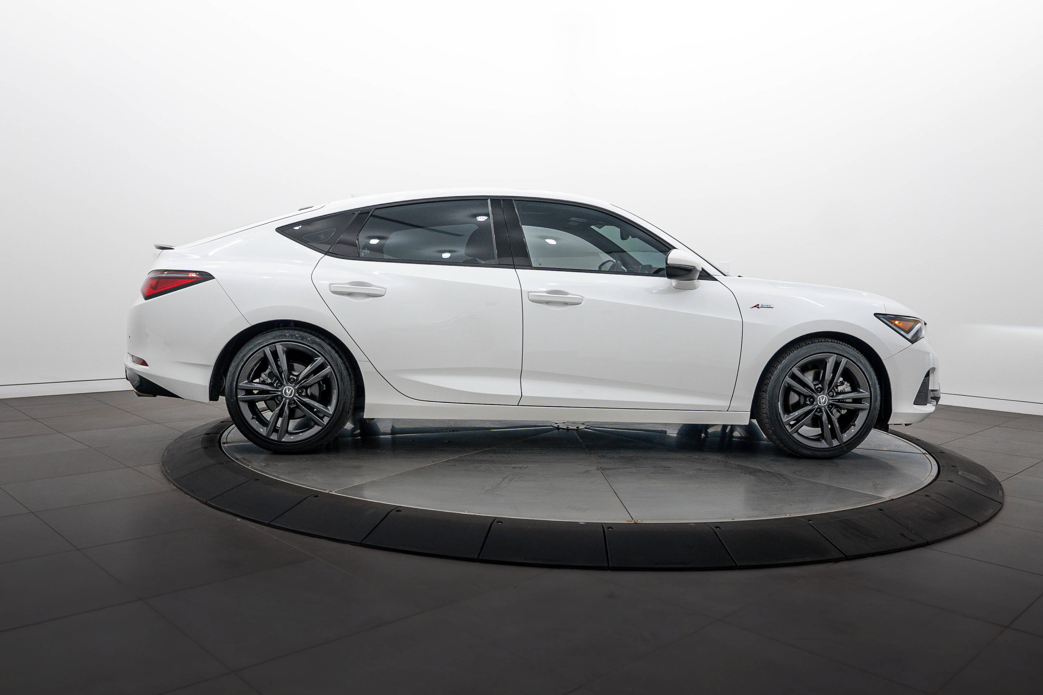 Used 2024 Acura Integra A-Spec w/ Technology Package FWD image 3