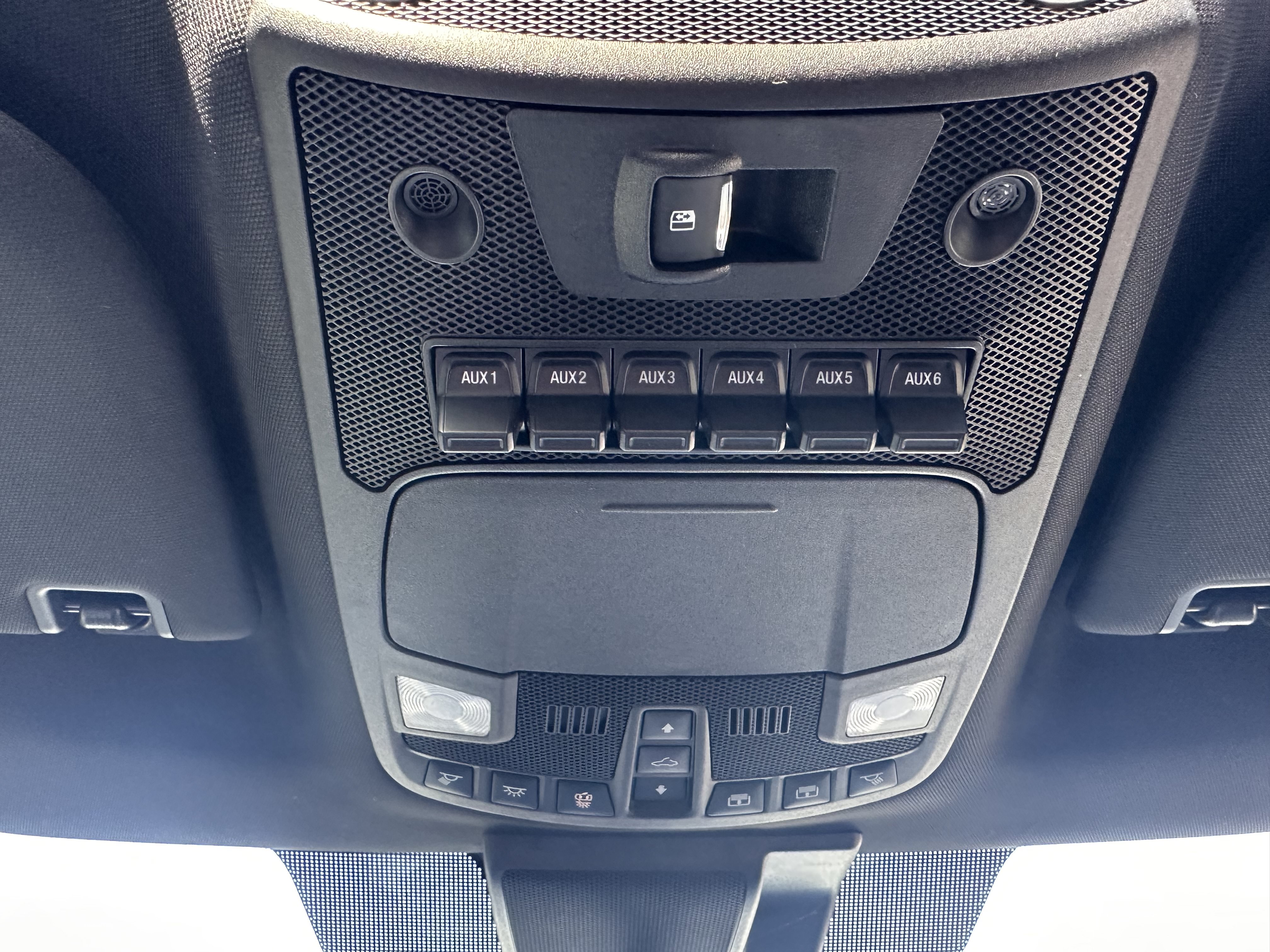 Used 2022 Ford F250 Lariat w/ Lariat Ultimate Package AWD/4WD image 32