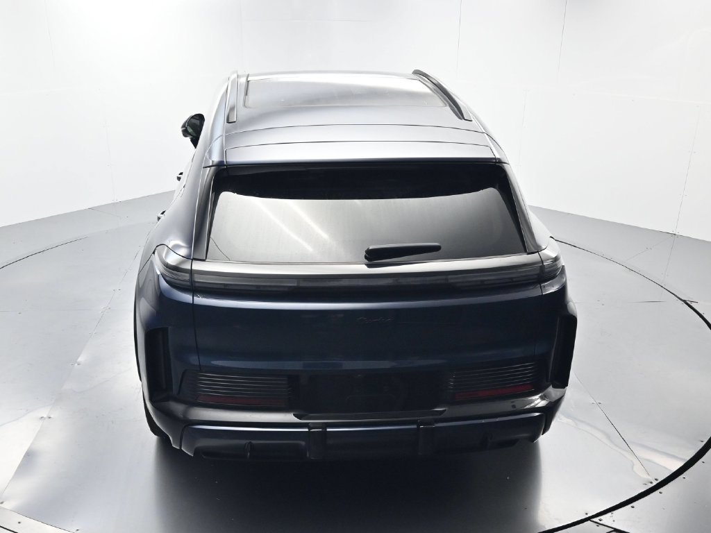 Certified 2026 Porsche Cayenne Turbo AWD/4WD image 37