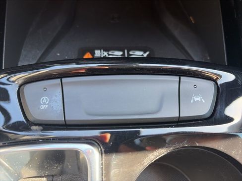 Certified 2025 Chevrolet Trax ACTIV w/ Sunroof Package image 26