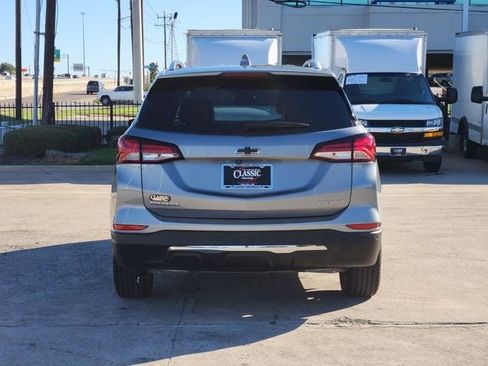 Used 2024 Chevrolet Equinox Premier image 13