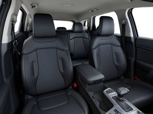 New 2026 Kia Sportage EX AWD/4WD image 15