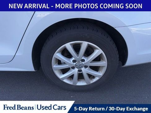 Used 2017 Volkswagen Jetta SE FWD image 7
