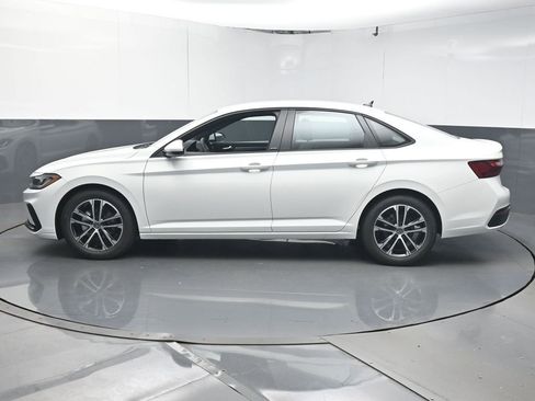 New 2026 Volkswagen Jetta Sport FWD image 5