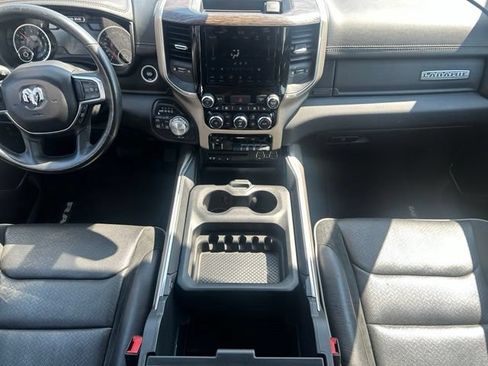 Used 2019 RAM 1500 Laramie AWD/4WD image 20