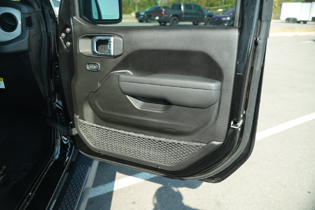 New 2026 Jeep Gladiator Sport AWD/4WD image 18