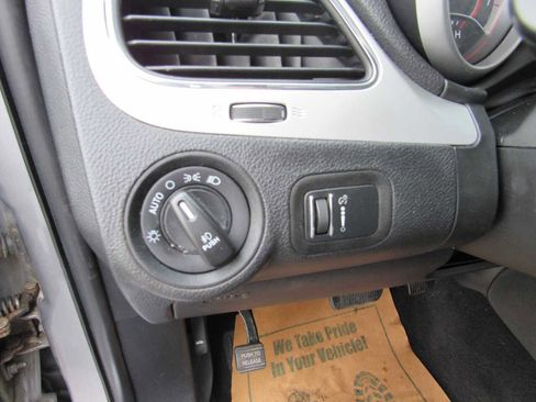 Used 2017 Dodge Journey GT w/ Flexible Seating Group image 12