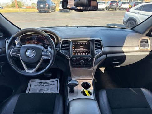 Used 2015 Jeep Grand Cherokee Altitude image 21