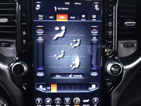 Used 2021 RAM 1500 Laramie AWD/4WD image 24