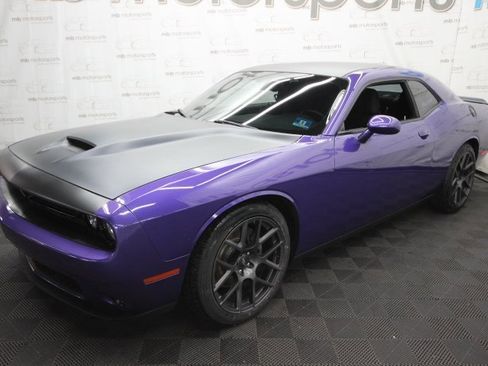 Used 2018 Dodge Challenger T/A w/ Quick Order Package 22P T/A image 1