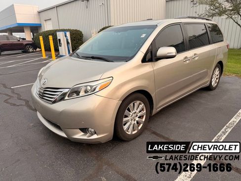 Used 2015 Toyota Sienna Limited Premium w/ Advanced Technology Package FWD image 1