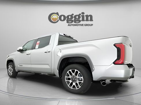 Used 2025 Toyota Tundra 1794 Edition image 10