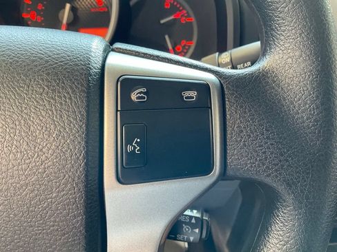 Used 2013 Toyota 4Runner SR5 w/ Convenience Pkg AWD/4WD image 13