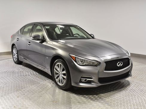 Used 2017 INFINITI Q50 2.0t w/ Moonroof Package image 7