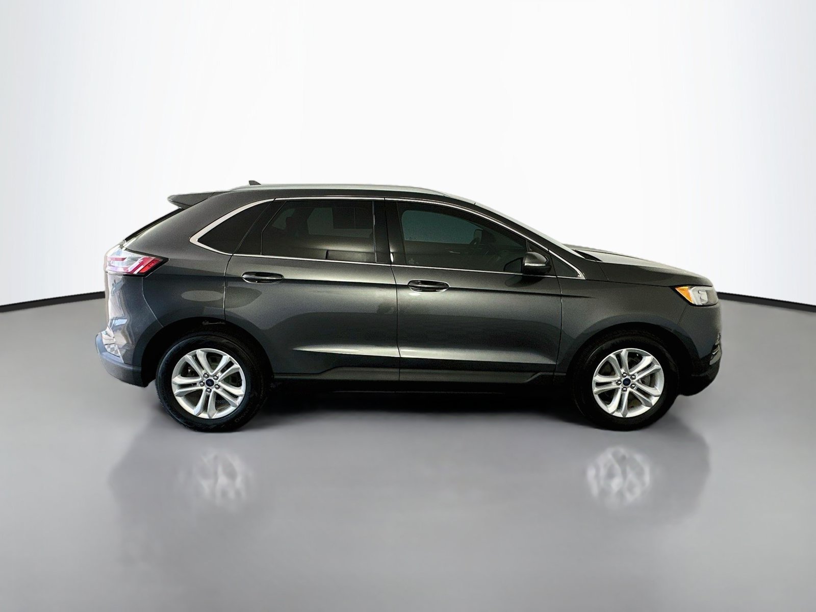 Used 2020 Ford Edge SEL FWD image 8