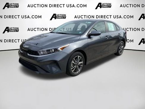 Used 2024 Kia Forte LXS FWD image 1