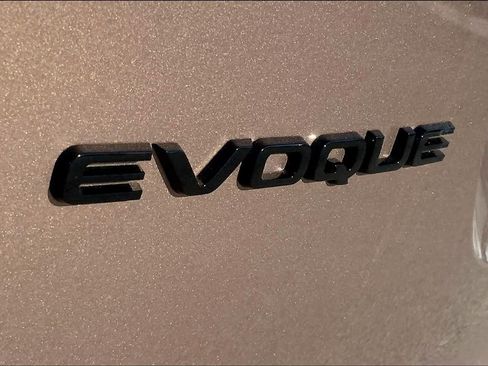 Used 2025 Land Rover Range Rover Evoque S image 15