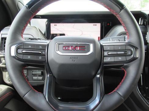 New 2026 GMC Yukon AT4 Ultimate AWD/4WD image 25