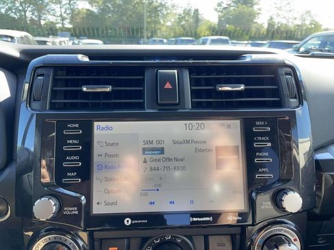 Used 2020 Toyota 4Runner TRD Off-Road Premium image 27