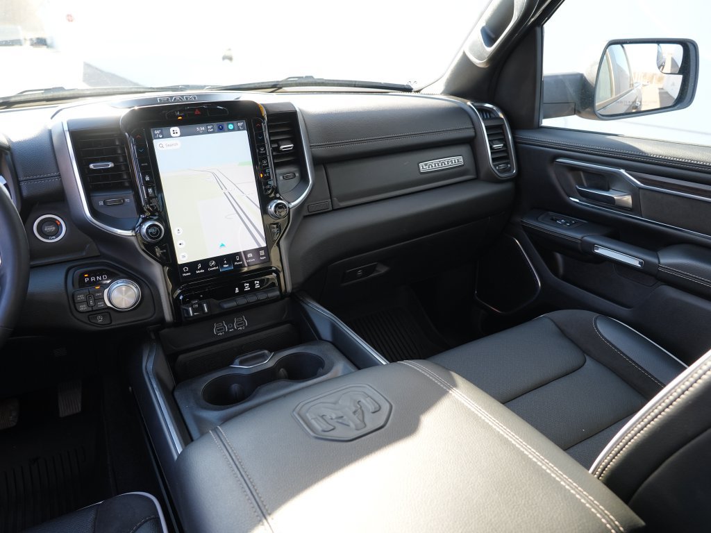Used 2025 RAM 1500 Laramie AWD/4WD image 23