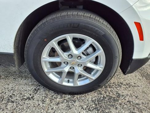 Used 2024 Chevrolet Equinox LS w/ LS Convenience Package FWD image 49