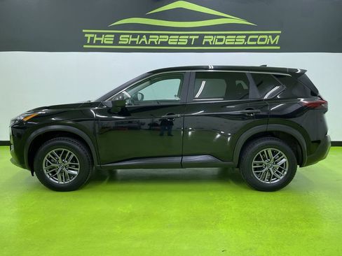 Used 2023 Nissan Rogue S image 6