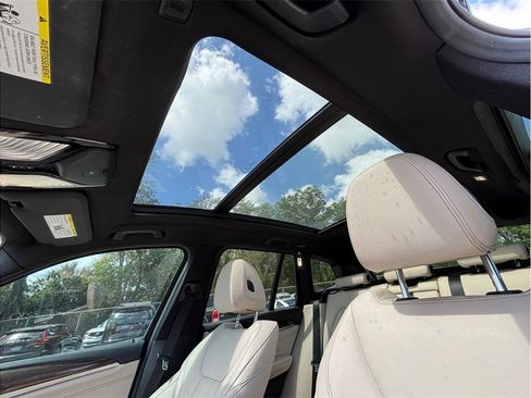 Used 2019 BMW X3 xDrive30i w/ Driving Assistance Package image 38