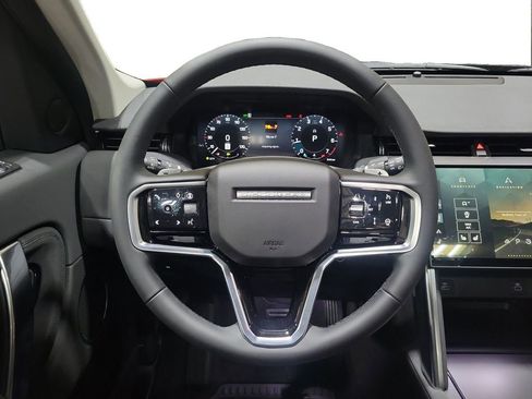 Used 2024 Land Rover Discovery Sport S image 25