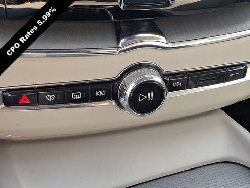 Certified 2024 Volvo XC60 B5 Plus w/ Climate Package AWD/4WD image 20