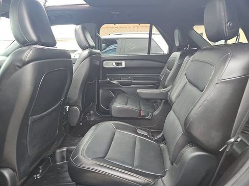 Used 2020 Ford Explorer Limited w/ Class III Trailer Tow Package AWD/4WD image 8