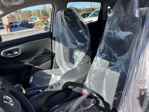 New 2026 Honda HR-V LX image 23