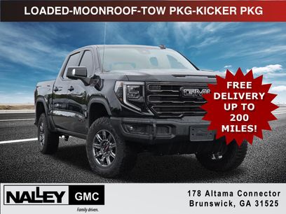 New 2026 GMC Sierra 1500 AT4X w/ LPO, Black Badging Package