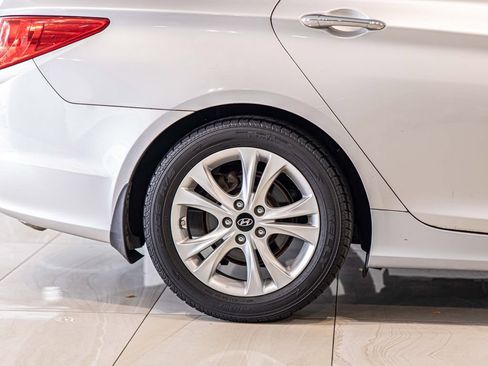 Used 2013 Hyundai Sonata Limited FWD image 11