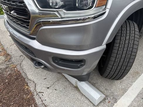 Used 2021 RAM 1500 Limited AWD/4WD image 2