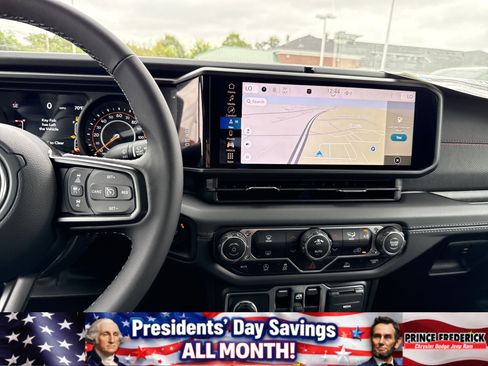 New 2025 Jeep Gladiator Rubicon w/ Technology Group image 19