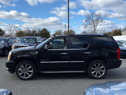 Used 2009 Cadillac Escalade AWD image 12